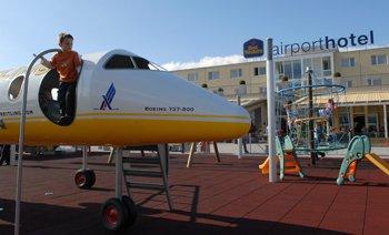 Airporthotel Hotel 3*