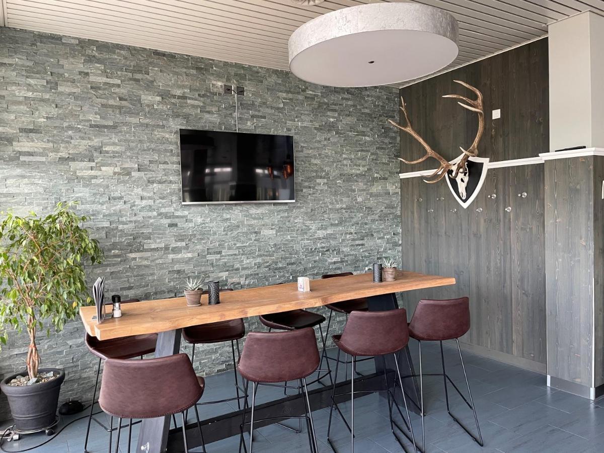 Airporthotel Hotel